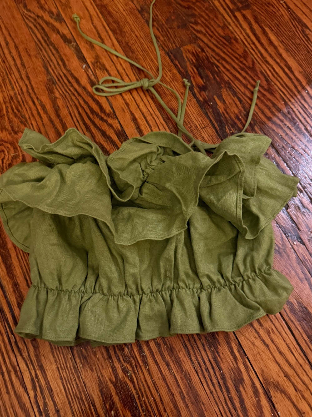 Reformation Green Ruffle Crop top Size Small